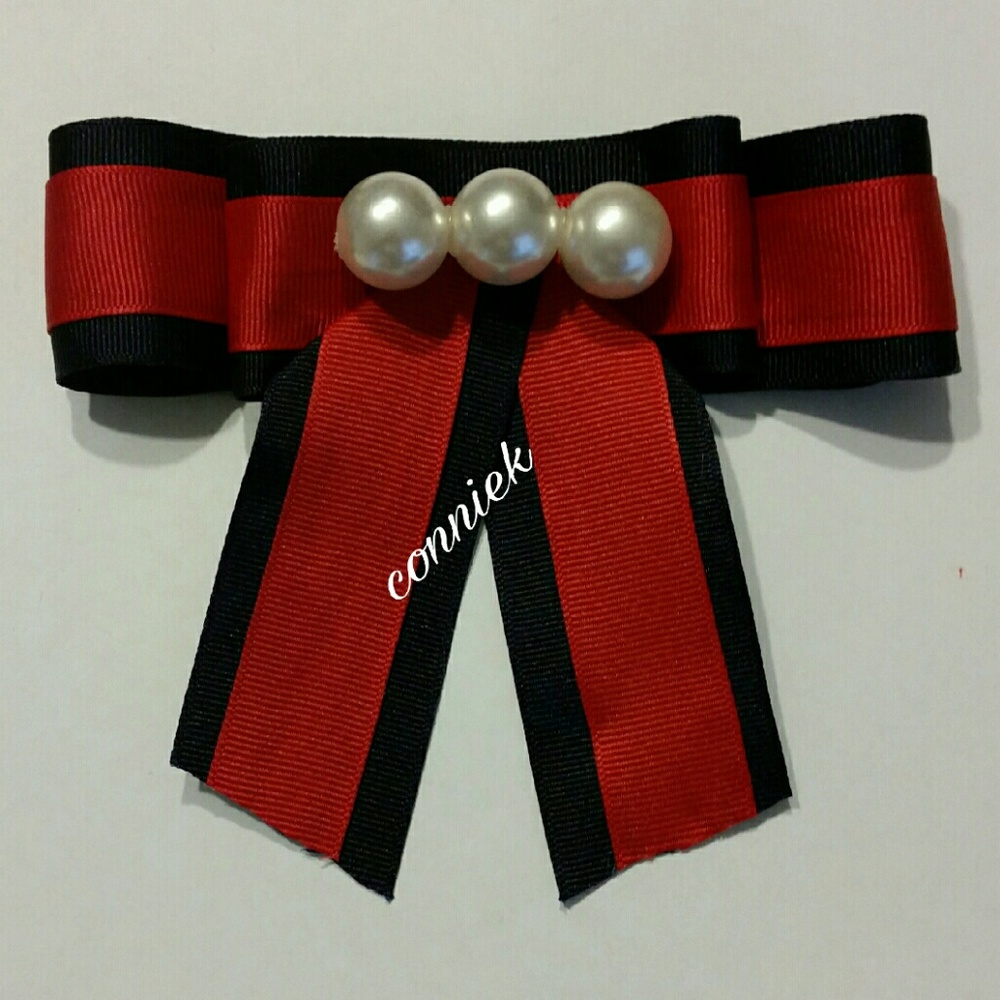 Lady Bow Tie